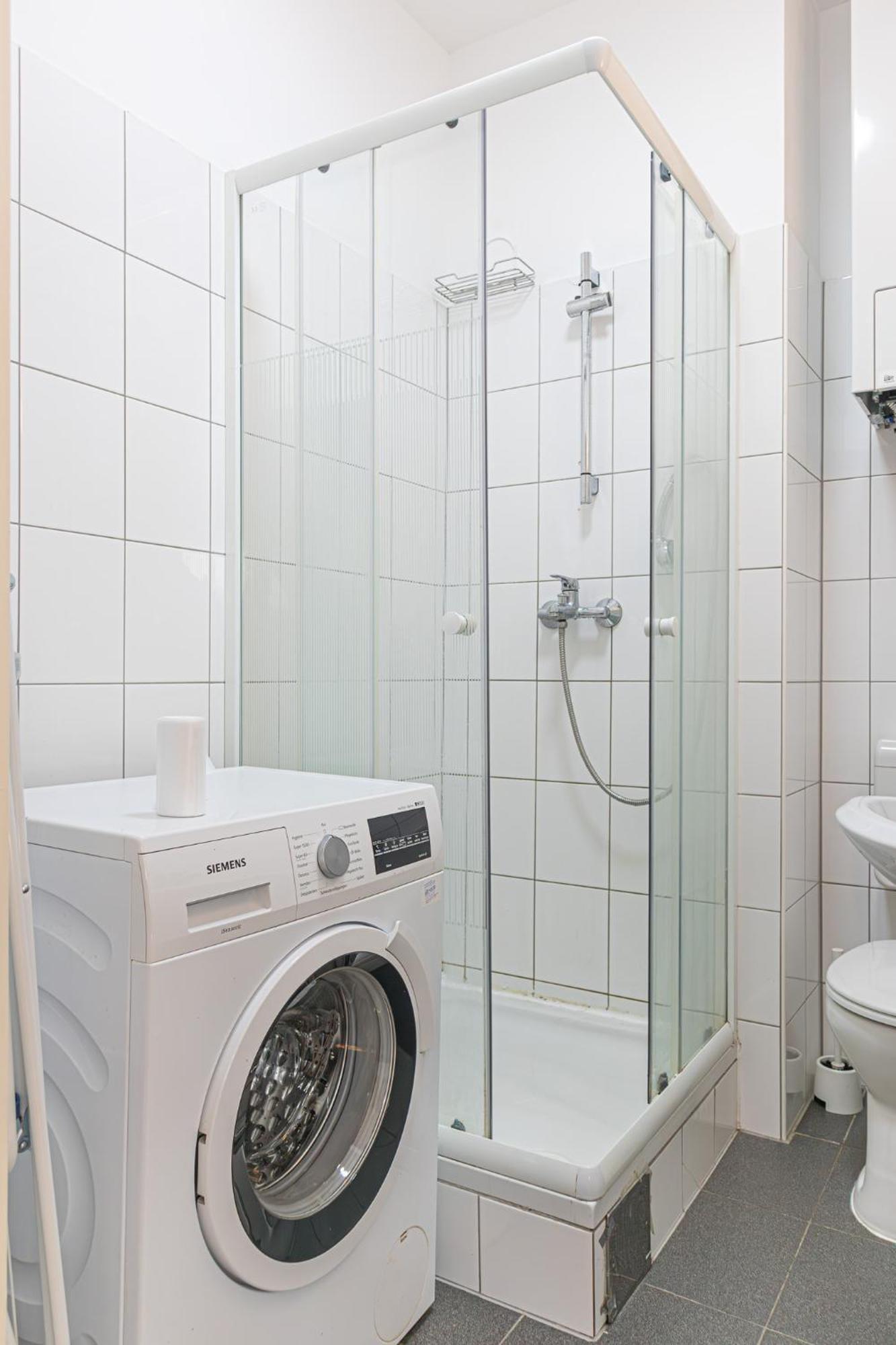 Spacious 2Br Apt Great Location - Near Schoenbrunn Βιέννη Εξωτερικό φωτογραφία