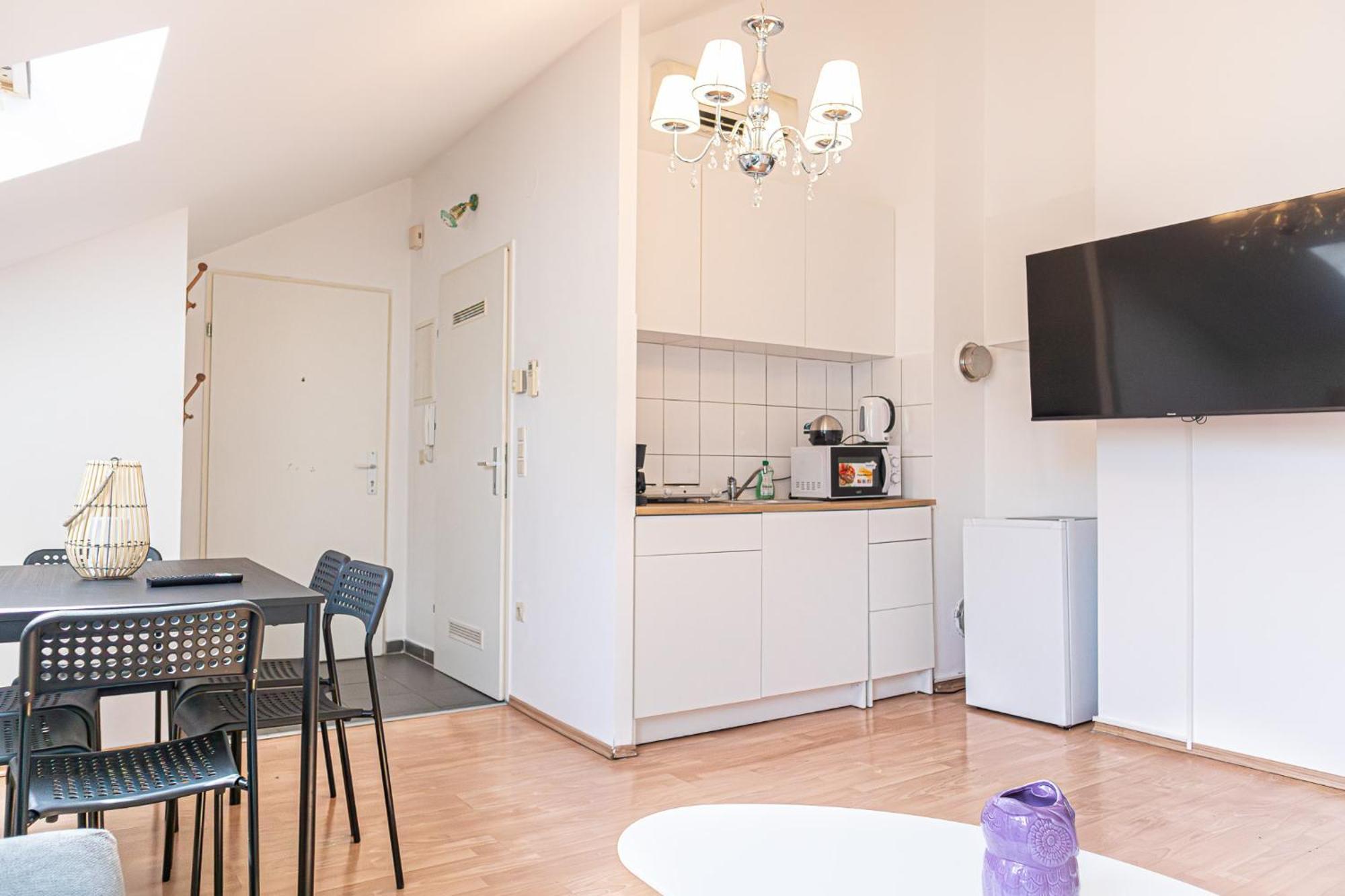 Spacious 2Br Apt Great Location - Near Schoenbrunn Βιέννη Εξωτερικό φωτογραφία