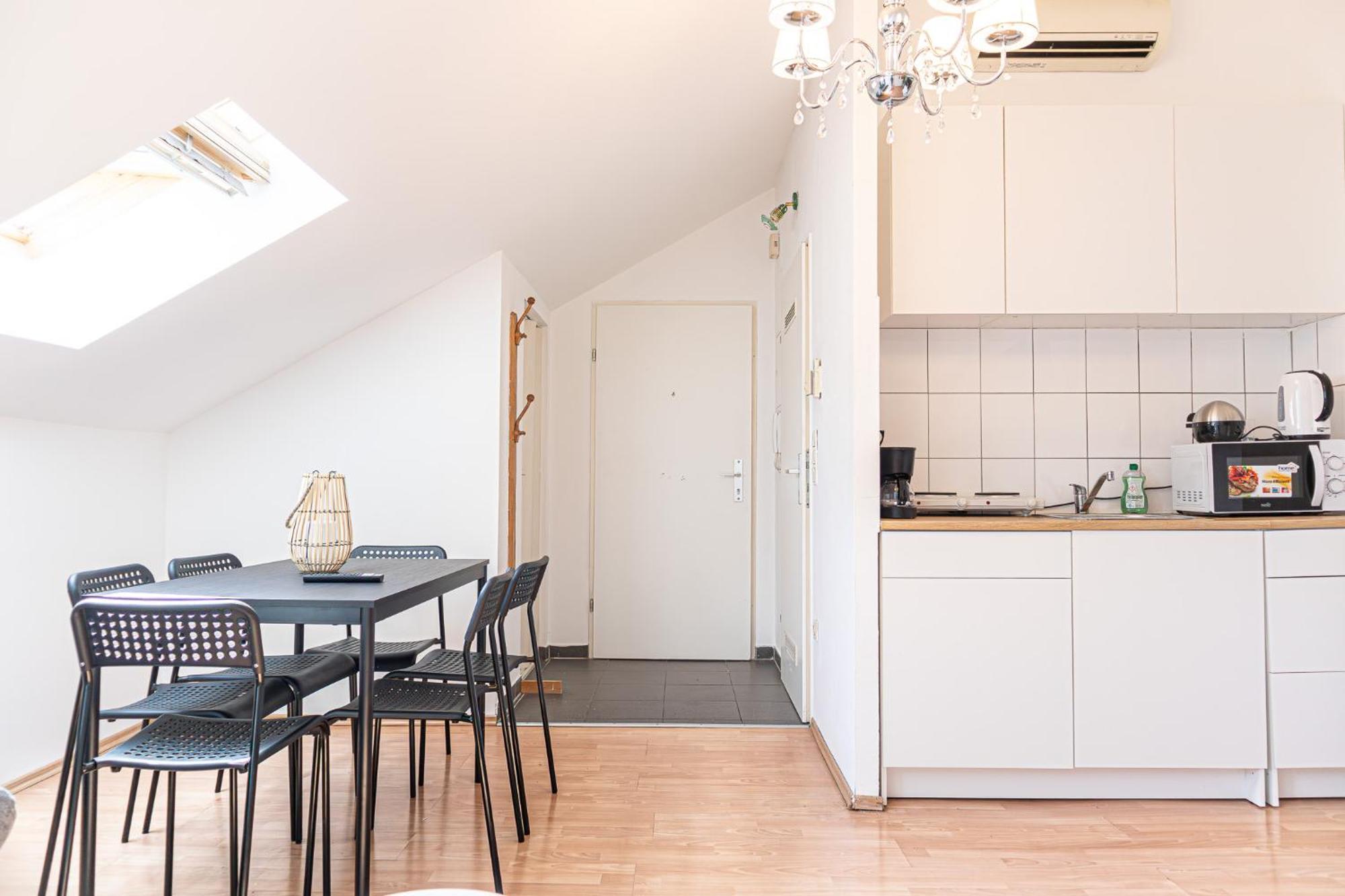 Spacious 2Br Apt Great Location - Near Schoenbrunn Βιέννη Εξωτερικό φωτογραφία